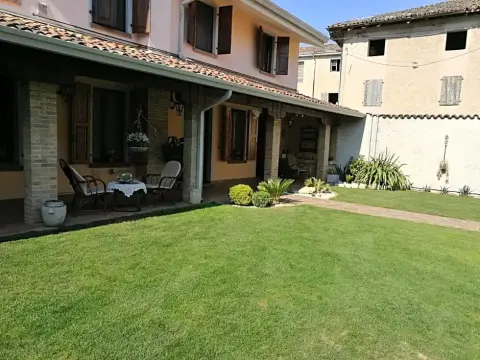 B&B Alberta - Photo 1