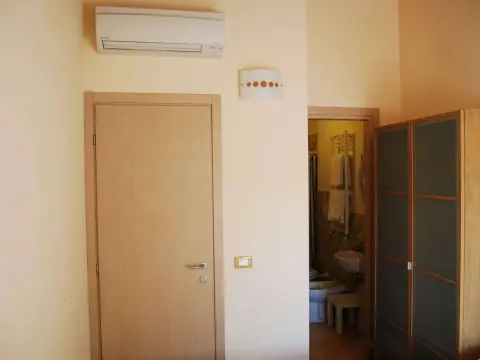 B&B Burlamacco Gold - Photo 2