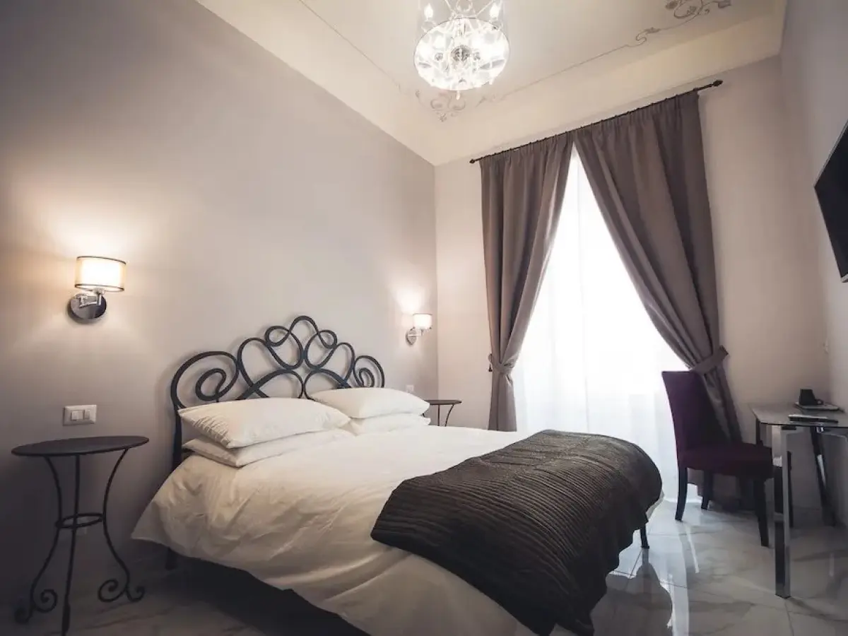 Cromata Rooms
