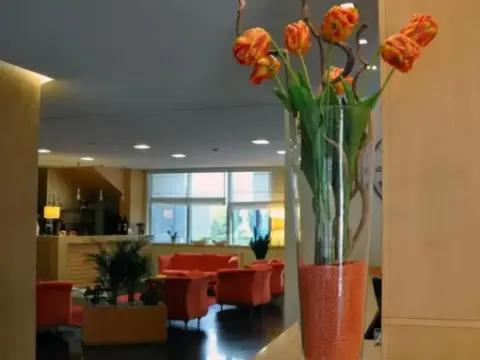 B&B HOTEL Bergamo Executive - Photo 2