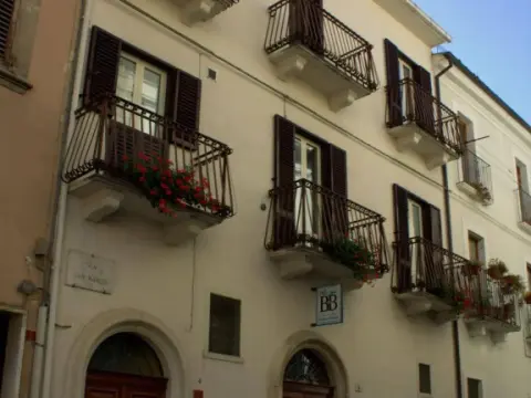 B&B In Centro a Pacentro - Photo 1