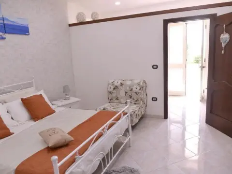 B&B Vesuvian Stone - Photo 2