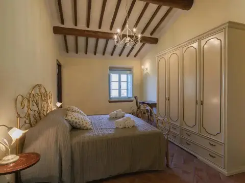 Beautiful Country House Villa Mezzavia With Private Pool in Costiglion Fiorentin - Photo 2