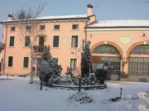 Bed and Breakfast All'antico Brolo - Photo 1