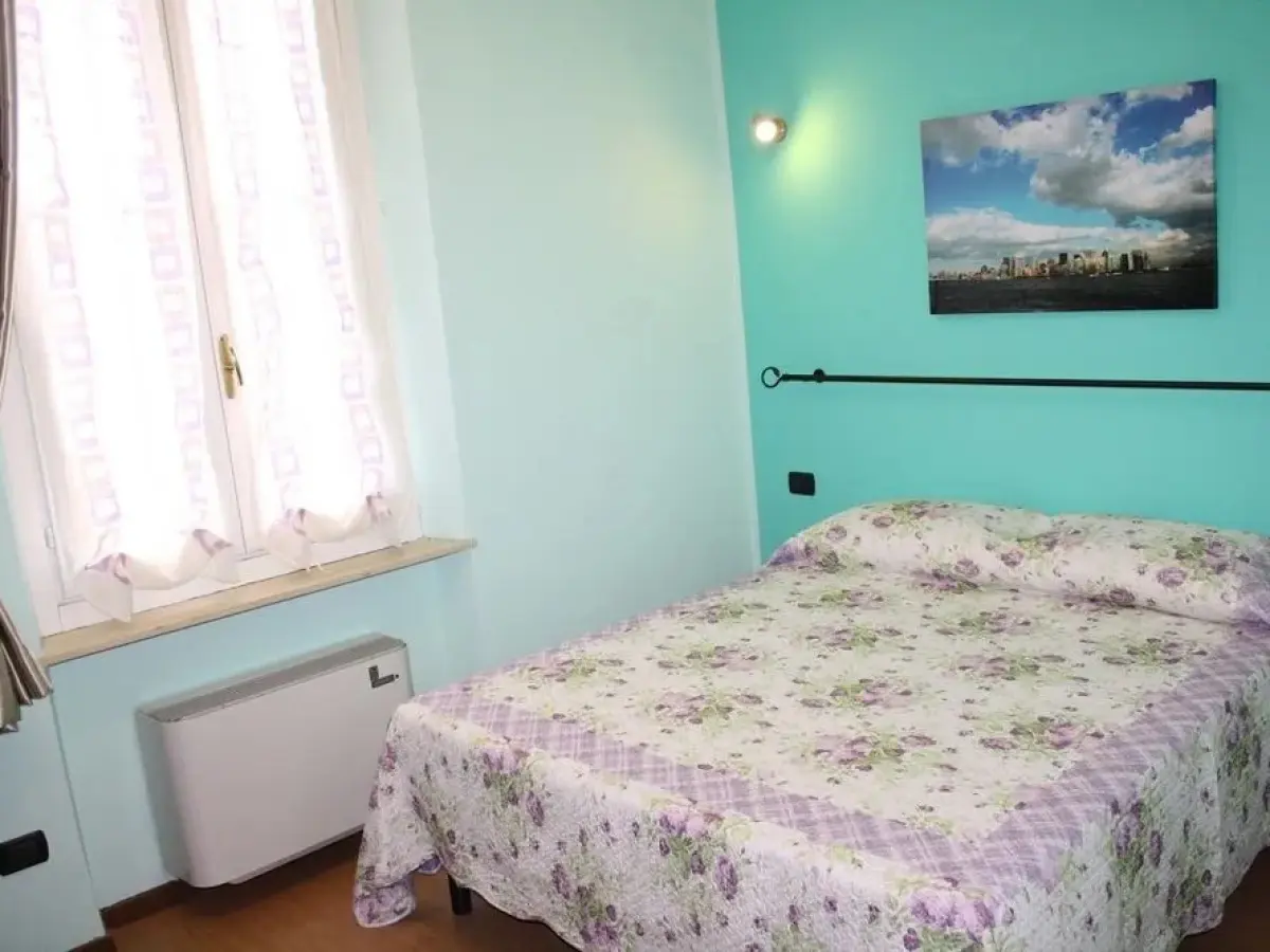 Bed Parma