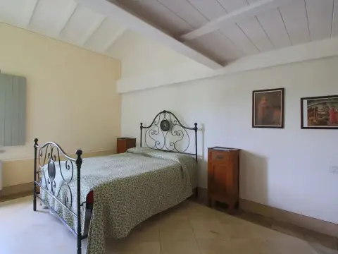 Belvilla by OYO Beautiful Farmhouse With Pool - Photo 3