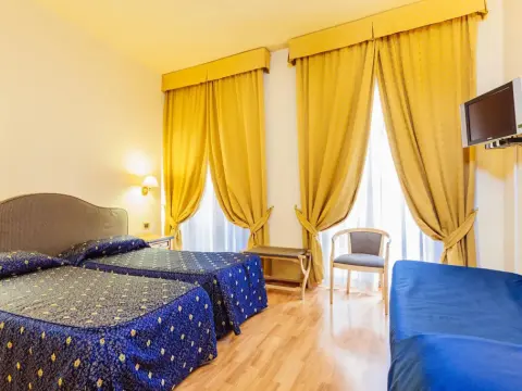 Hotel Benivieni - Photo 4