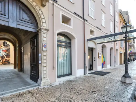 Best Western Premier Milano Palace Hotel - Photo 1