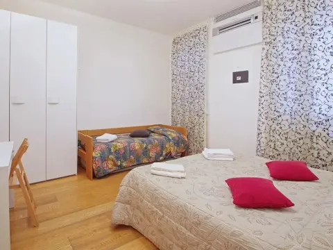 Bologna Città Turrita Home - Photo 3