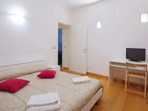 Bologna Città Turrita Home - Photo 4