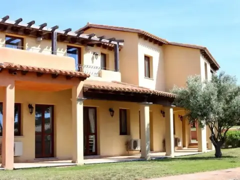 Borgo Dei Pescatori Room Four People - Photo 1