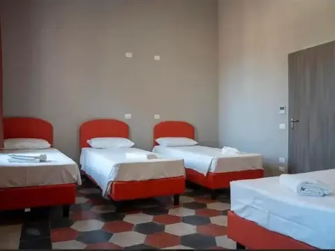 Borgo Ripa by Hostel Trastevere - Photo 2