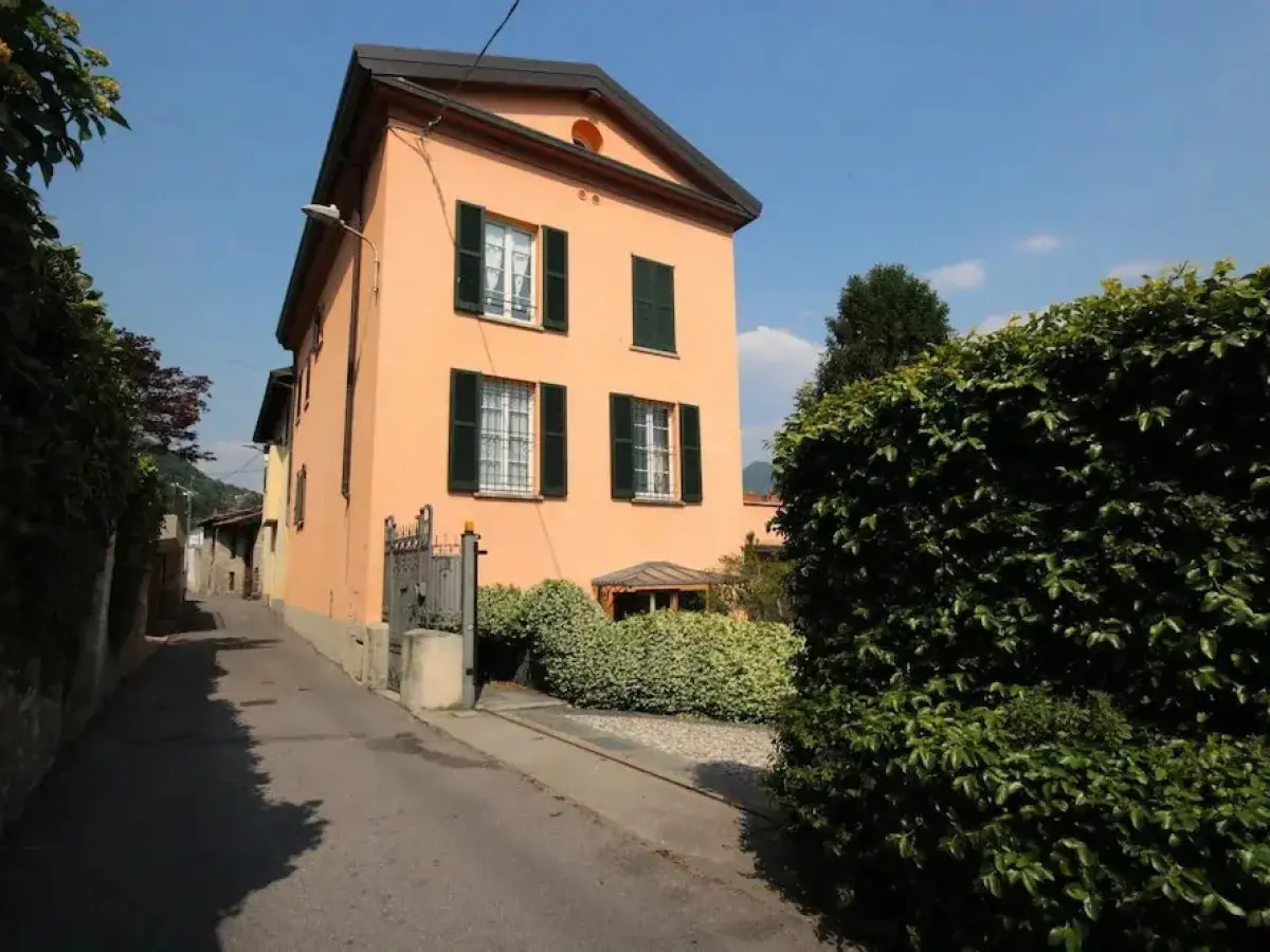Botanic Garden Villa