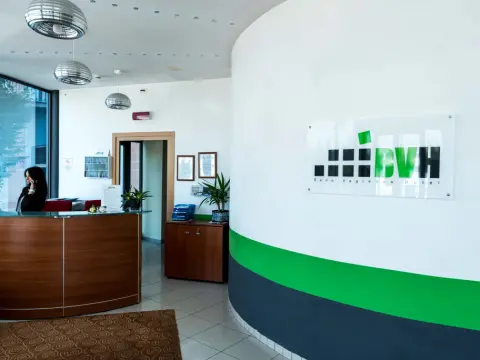 BVH Hotel - Photo 2
