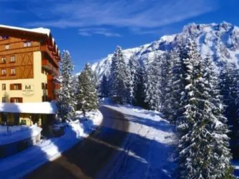 Carlo Magno Hotel Spa Resort - Photo 1