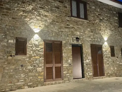 Casale Conti - Photo 1