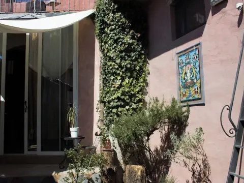 CasaRosada Wellness Guest House - Photo 1