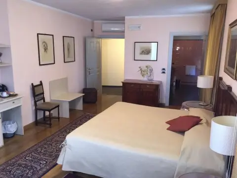 Castelbourg - Photo 2