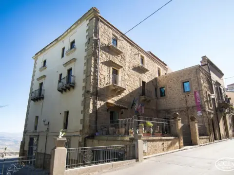 C.C.Ly Rooms & Hostel Enna - Photo 1