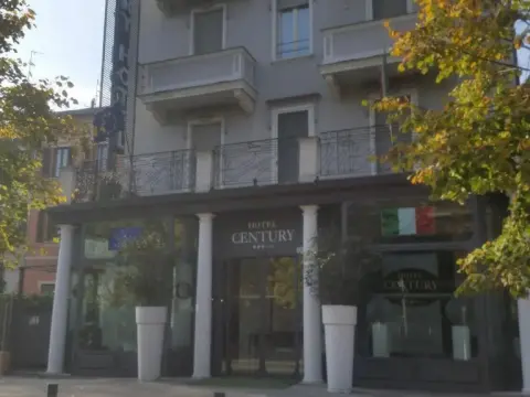 Century Hotel - Photo 1