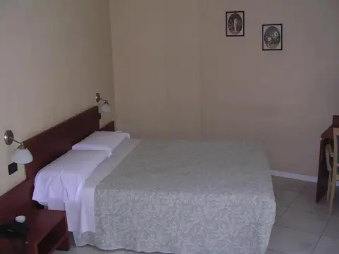Cerruti Hotel - Photo 3