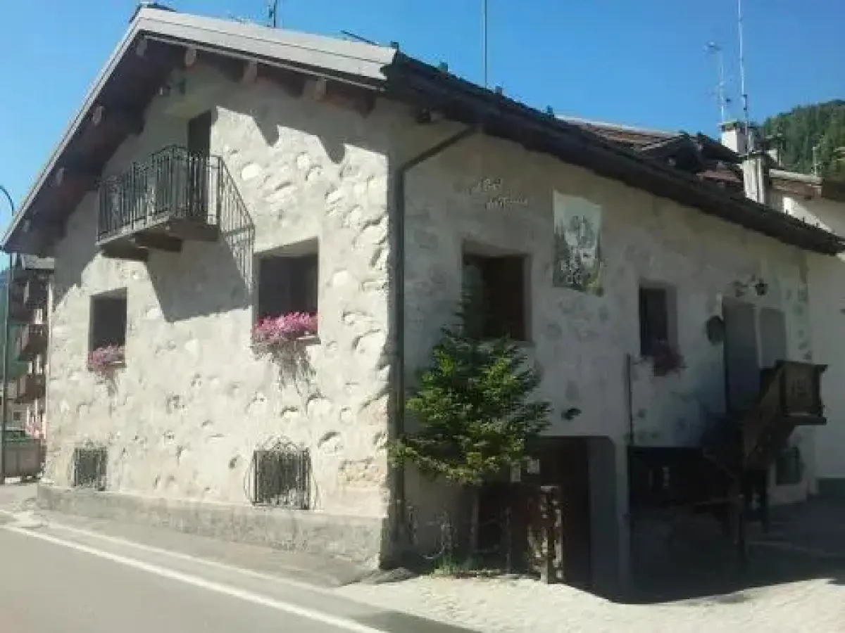 Chalet Nano 1