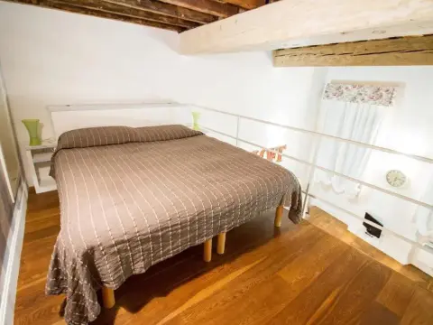 Charming Santa Croce Loft - Photo 2