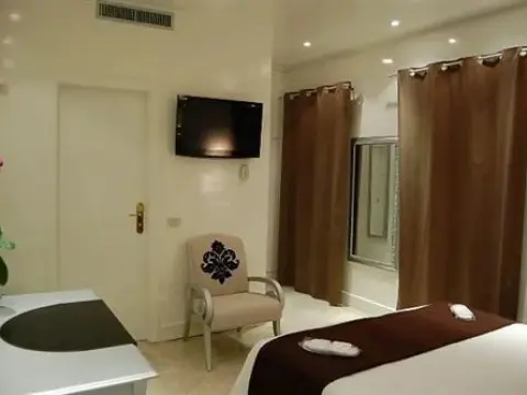 Chateau Blanc - Photo 1