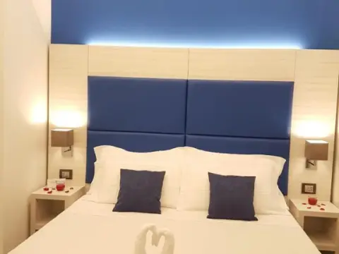 Cinque Terre Behind - Photo 4