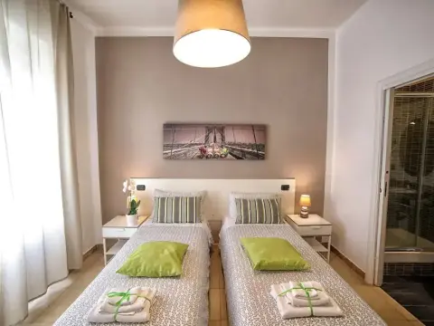 City Central - Photo 3