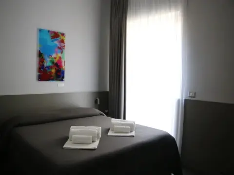 Cloister Inn - Photo 3