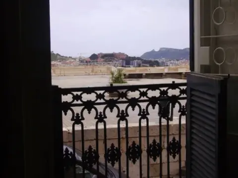 CMH Castello Suites - Photo 3