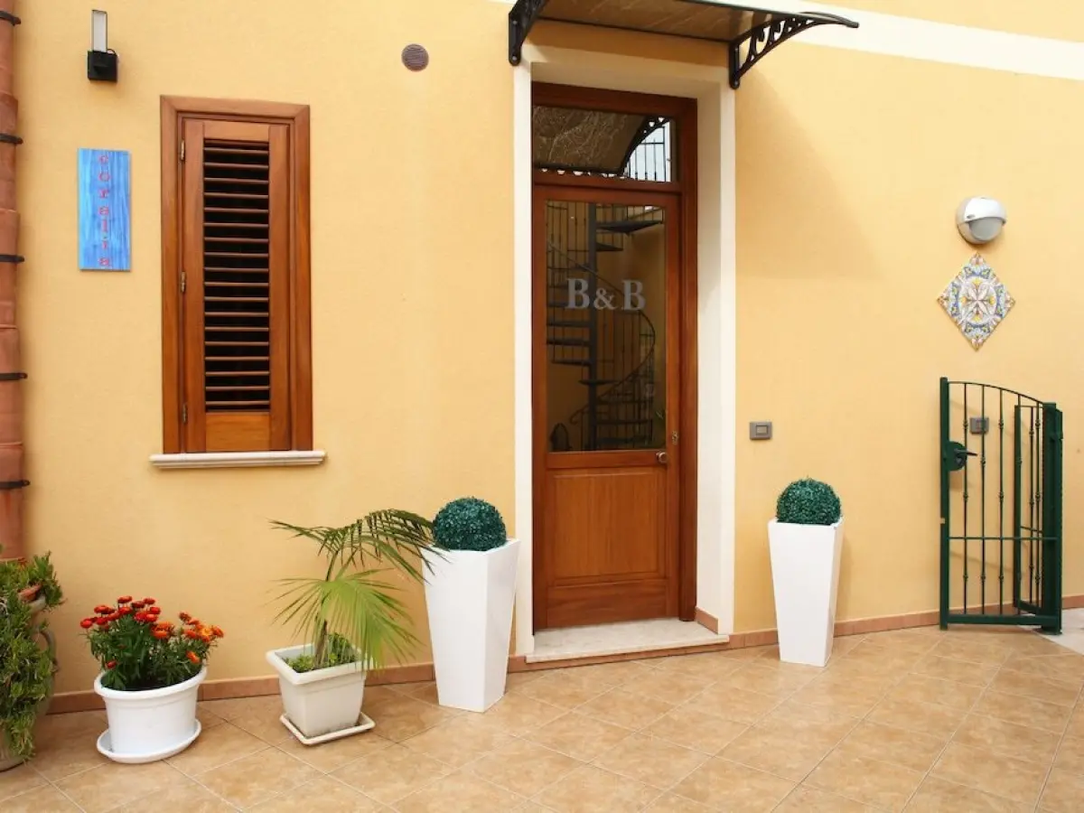 Coralia Bed and Breakfast