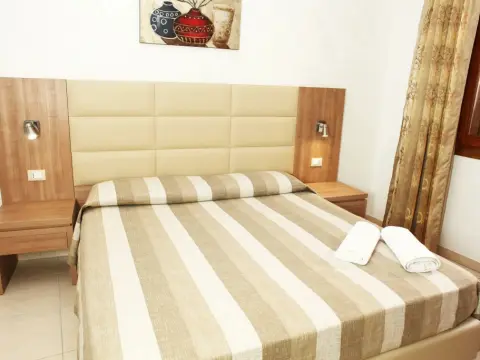 Coralia Bed and Breakfast - Photo 3