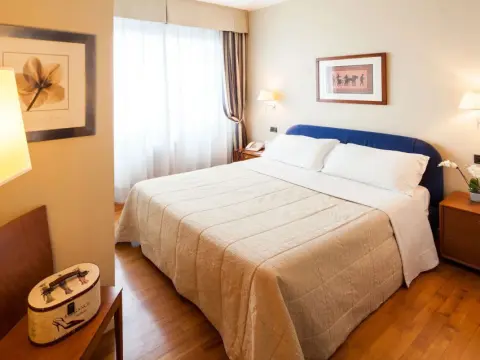 Cosmo Residence - Photo 4