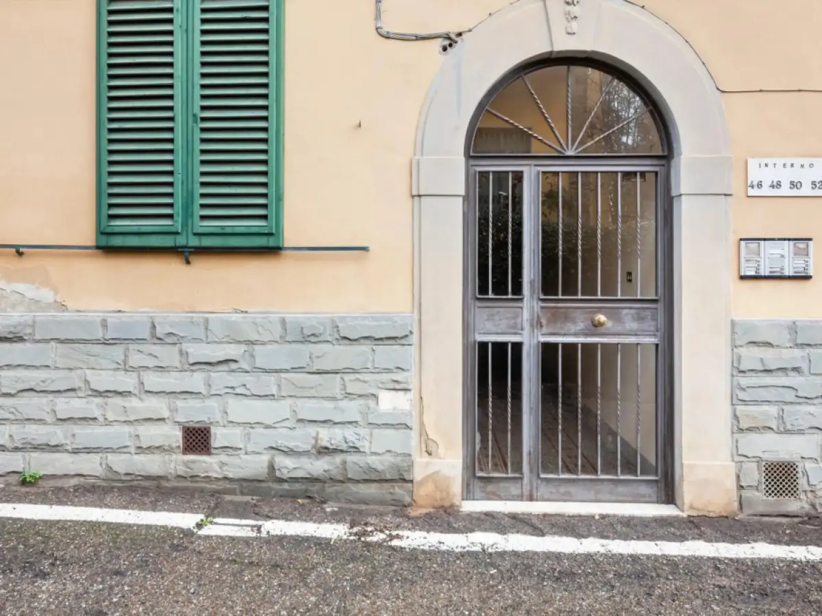 Coverciano Modern Apartment with Patio!