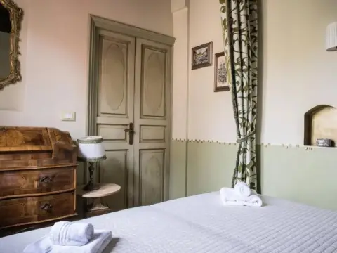 CRISPI DELUXE 2 bedroom - Photo 2