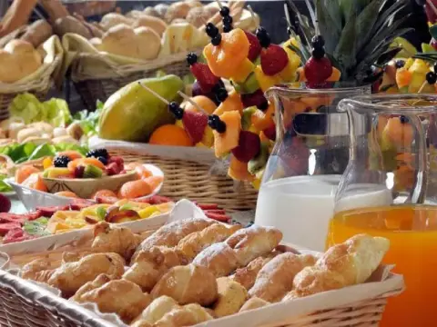 Crystal Palace - Photo 4