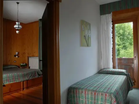 Hotel Albergo Dolomiti - Photo 4