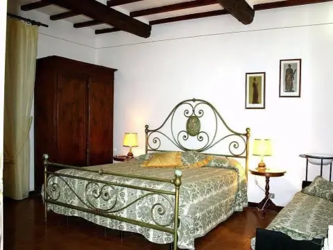 Donna Nobile - Photo 3