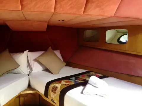 Dream House Boat - Photo 3