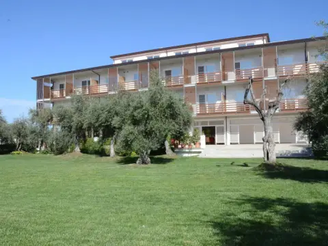 Elaia Garden Hotel - Photo 1