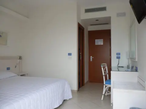 Elaia Garden Hotel - Photo 3