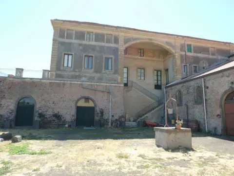 Etna Wine Agriturismo - Photo 1