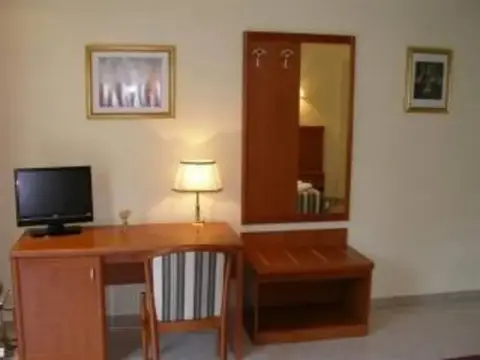 Eur Executive Inn - Photo 4