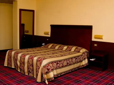 Europalace Hotel - Photo 2