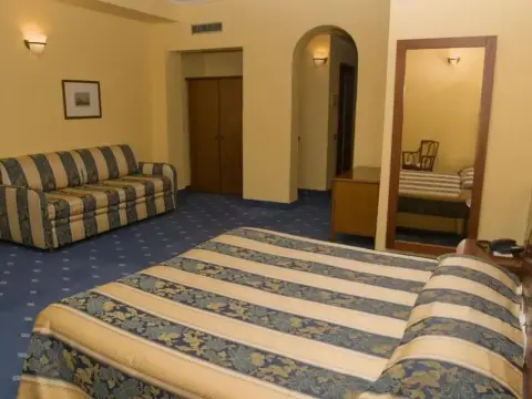 Europalace Hotel - Photo 3