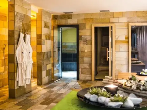 Falkensteiner Hotel & Spa Sonnenparadies - Photo 4