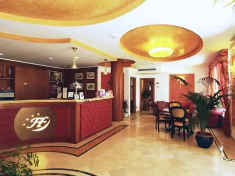 Fashion Hotel - Photo 2