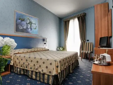 Fedeli Hotel - Photo 4